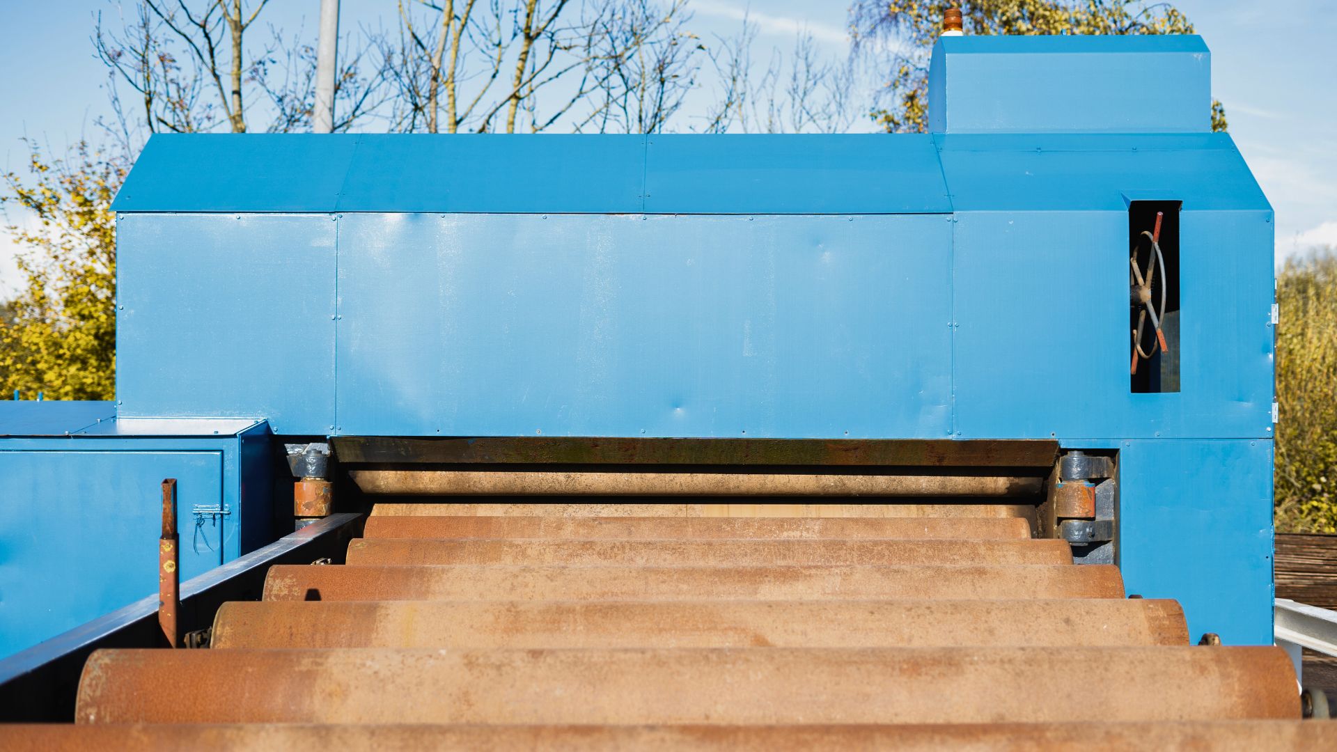 Hoe werkt de nazorg van rijplaten: schoonmaken en walsen uitgelegd